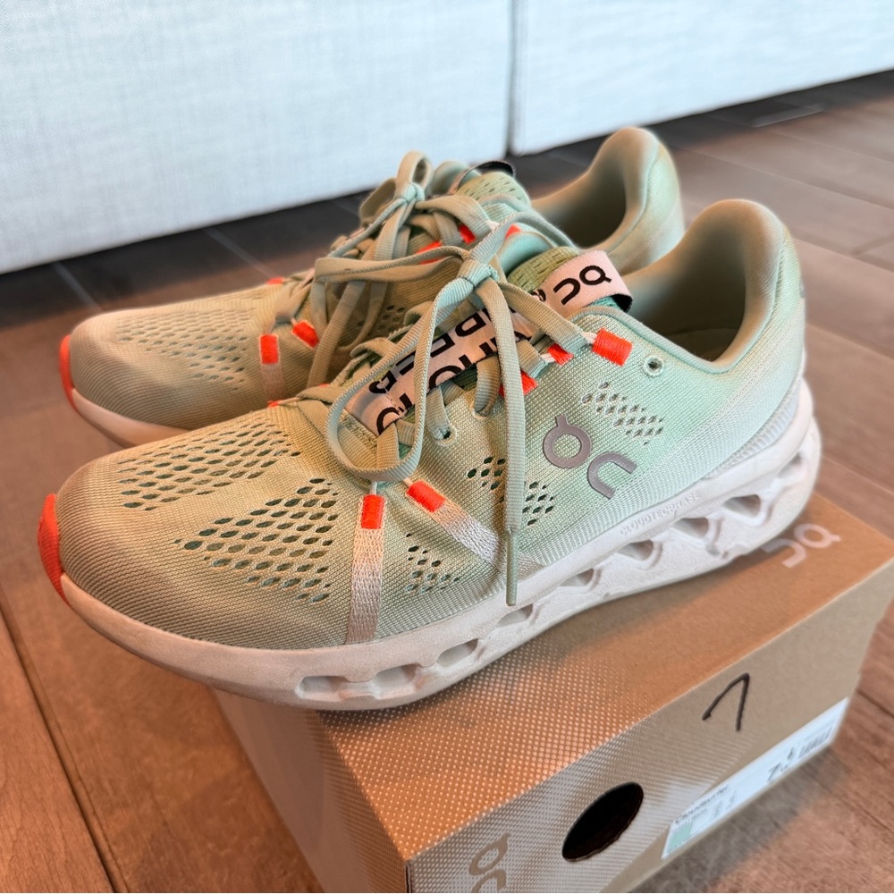 On Cloudsurfer women’s sneaker (7)